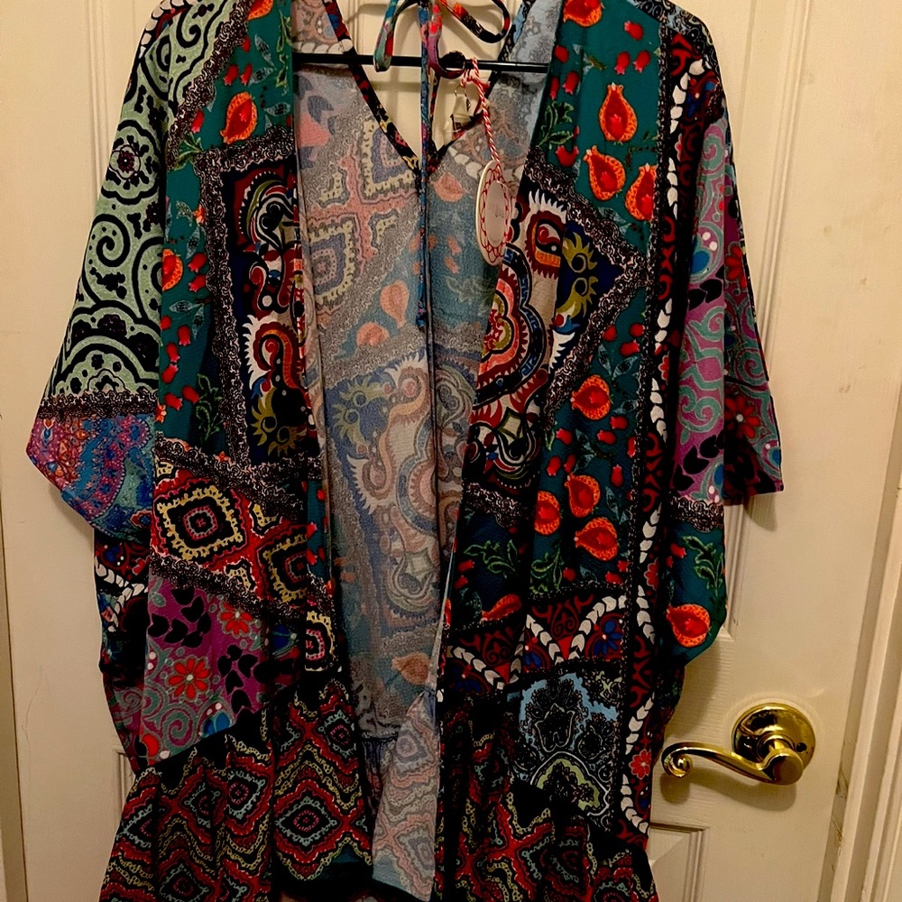 New with tags Paisley Grace kimono